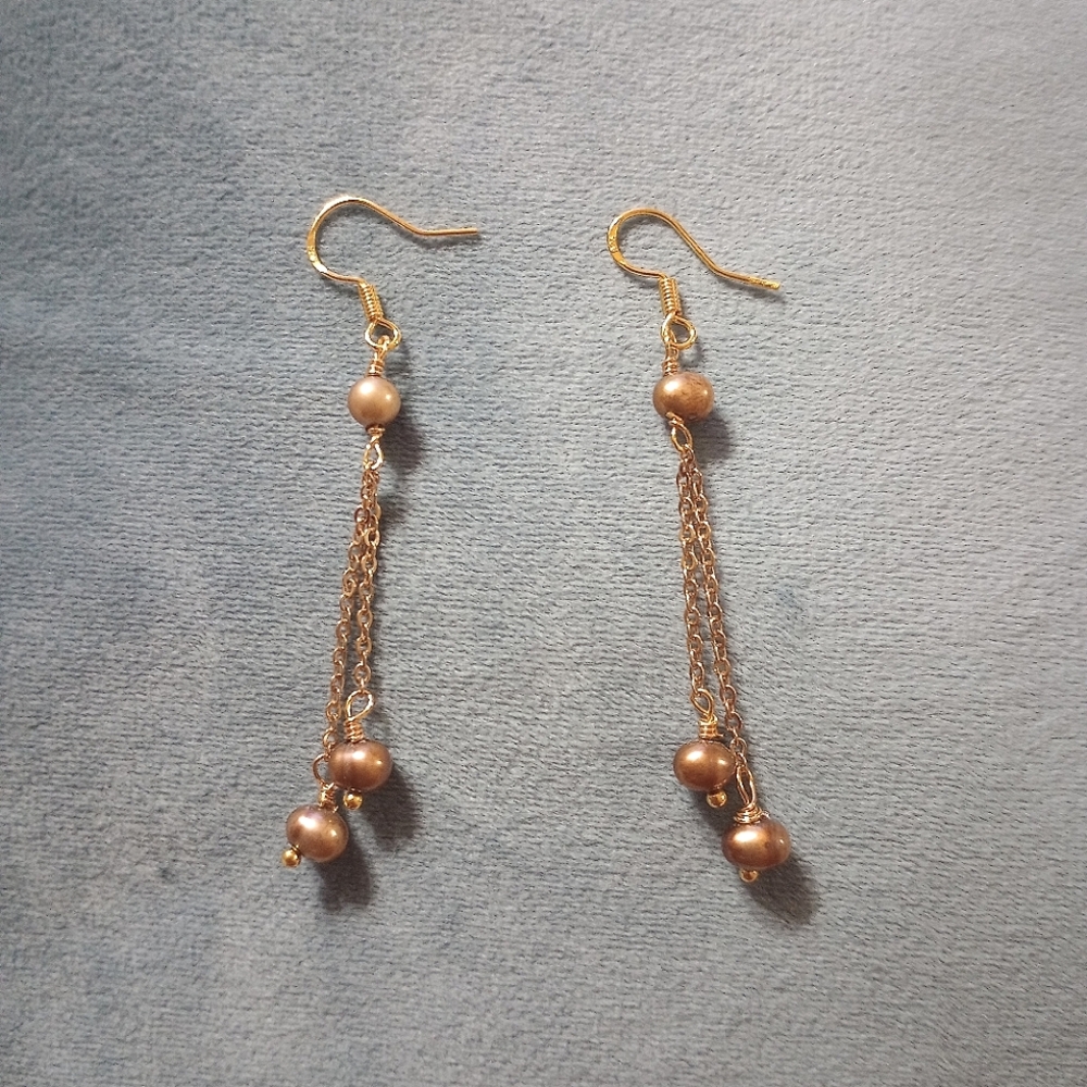 Freshwater Pearl Earrings